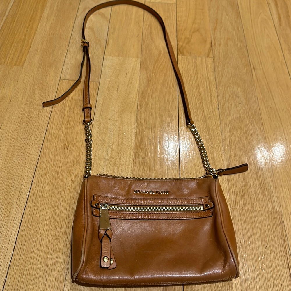 Michael Kors Crossbody purse